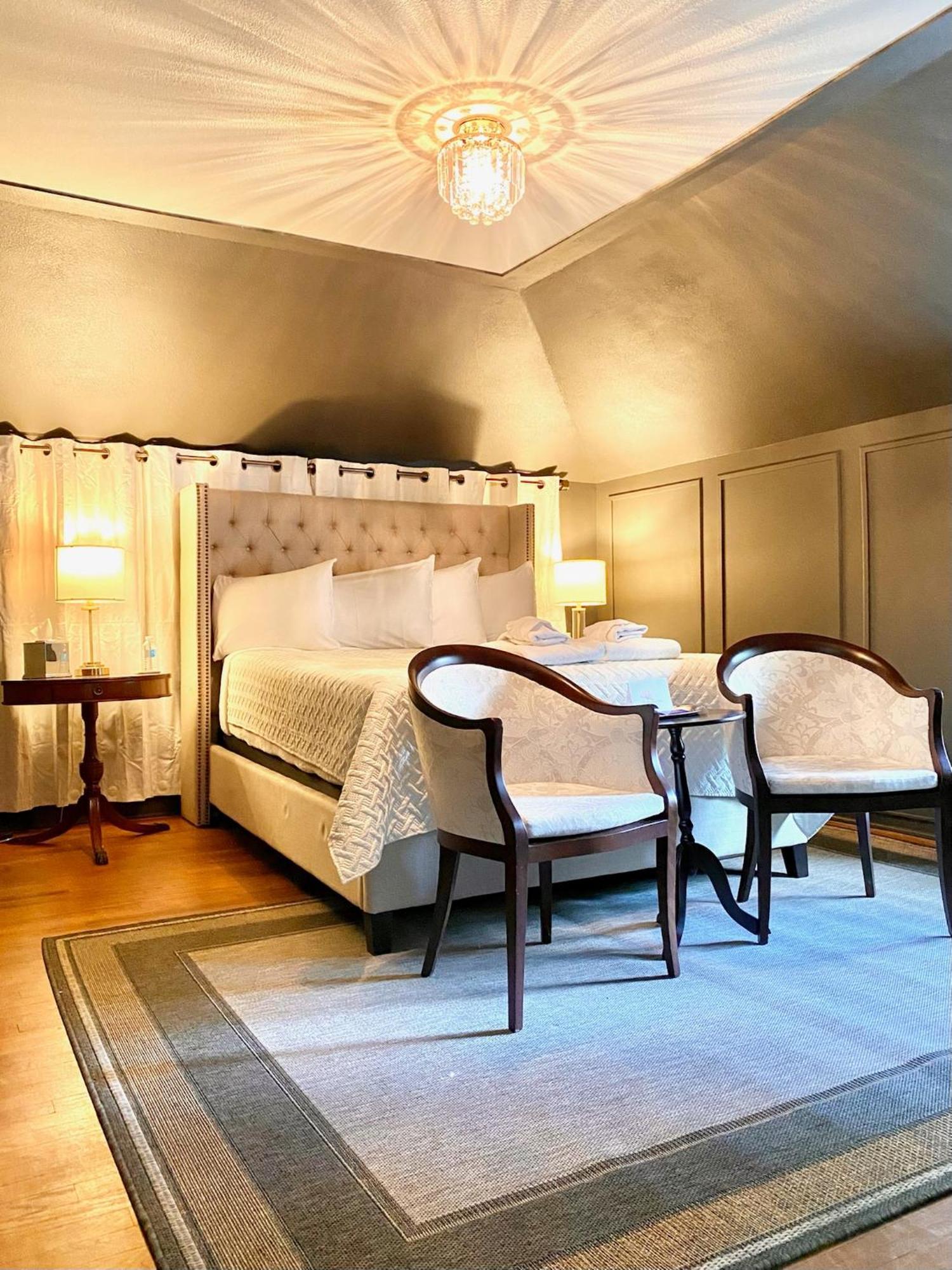 The Ginkgo Tree Bed & Breakfast Mount Pleasant Luaran gambar