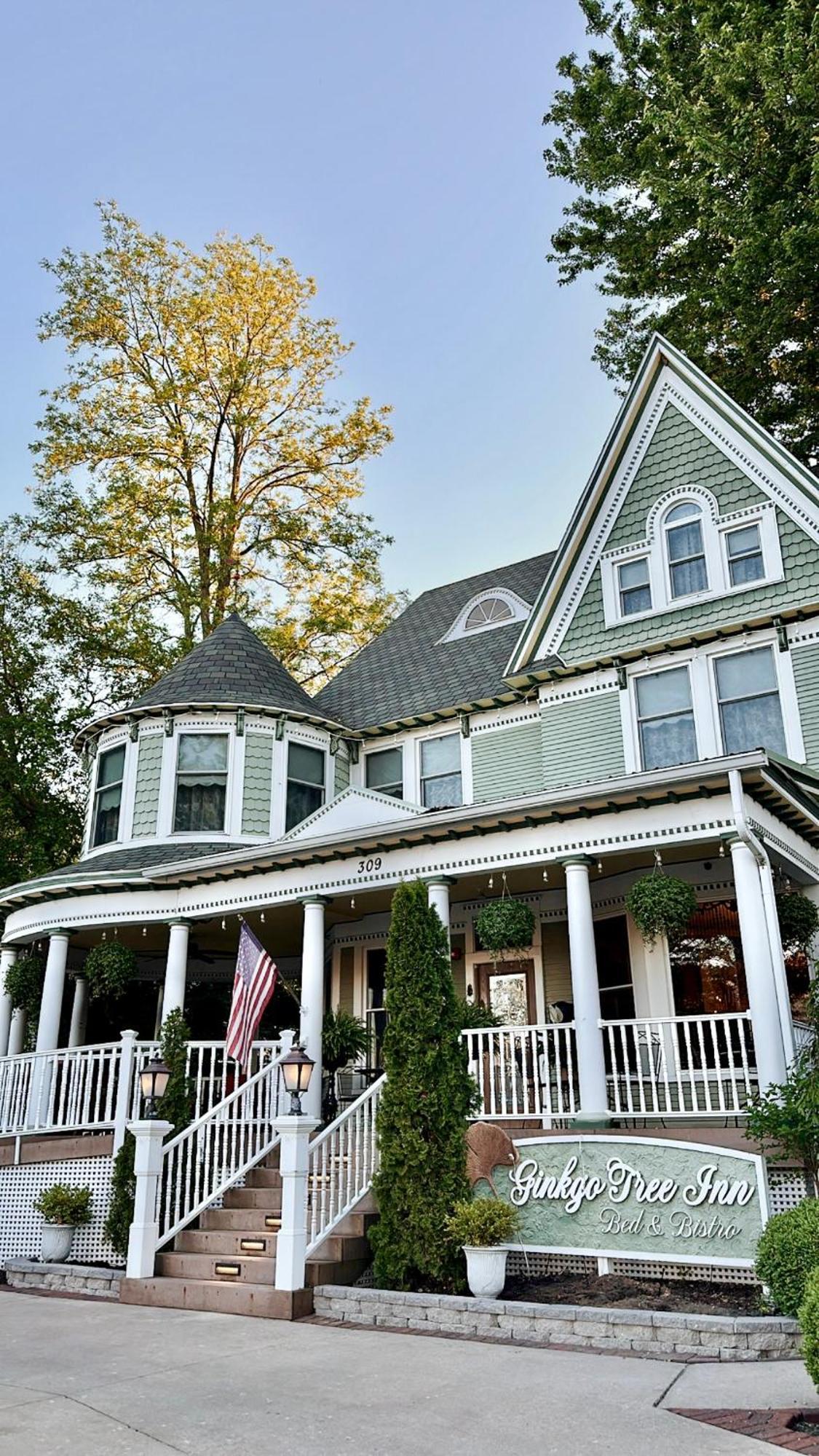 The Ginkgo Tree Bed & Breakfast Mount Pleasant Luaran gambar